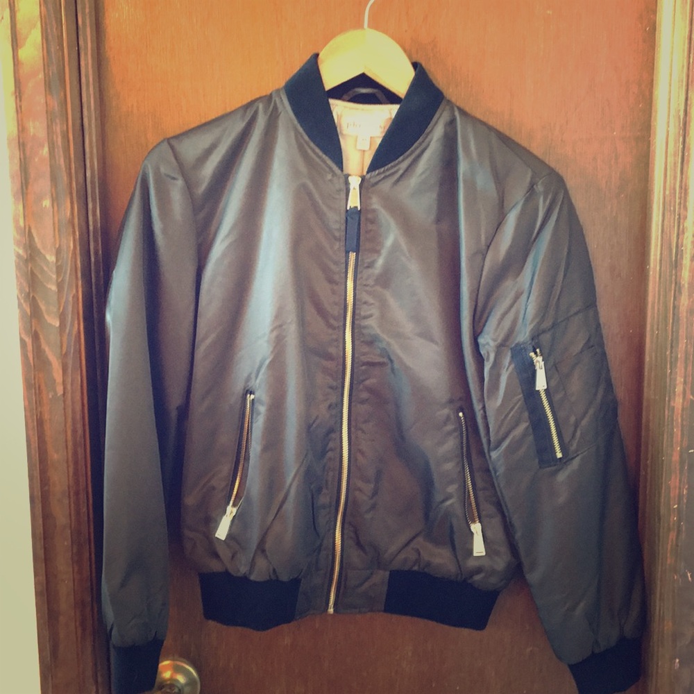 Bomber jacket